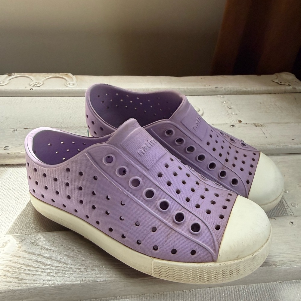 Lilac and Red natives (2 pairs)